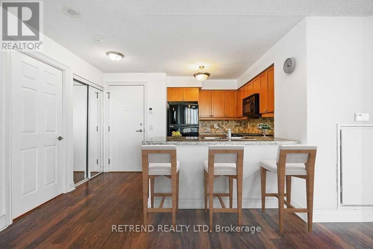 1320 - 25 Greenview Avenue, Toronto, Ontario  M2M 1R2 - Photo 5 - C12762424