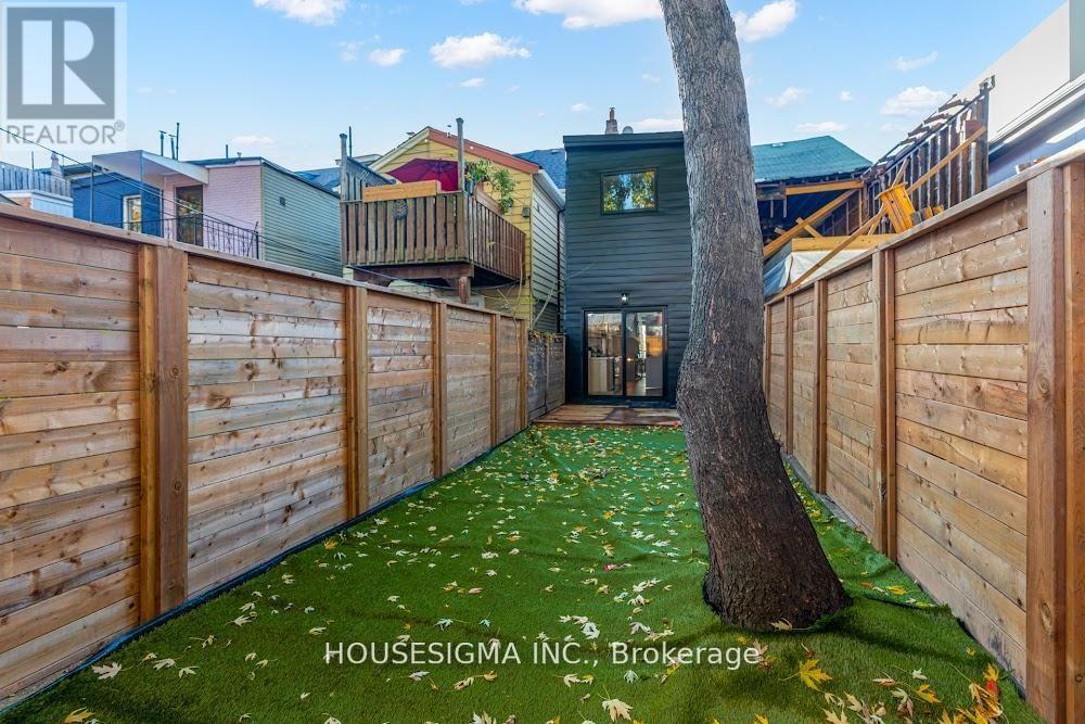 732 Adelaide Street W, Toronto, Ontario  M6J 1B1 - Photo 29 - C12762516