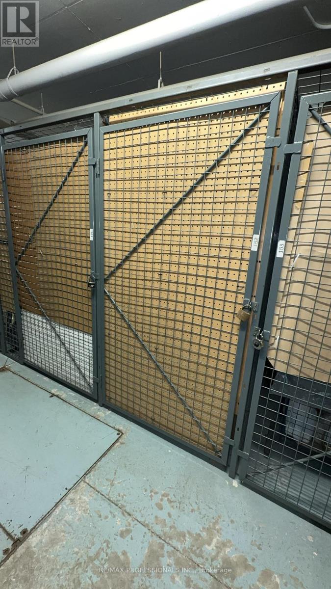 1908 - 381 Front Street W, Toronto, Ontario  M5V 3R8 - Photo 33 - C12762566