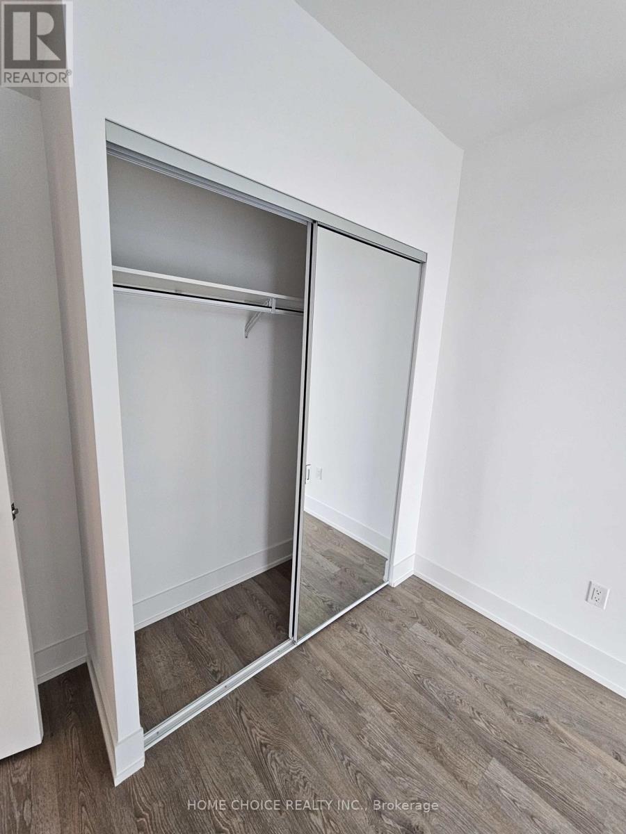 2305 - 10 Inn On The Park Drive, Toronto, Ontario  M3C 0P9 - Photo 11 - C12762584