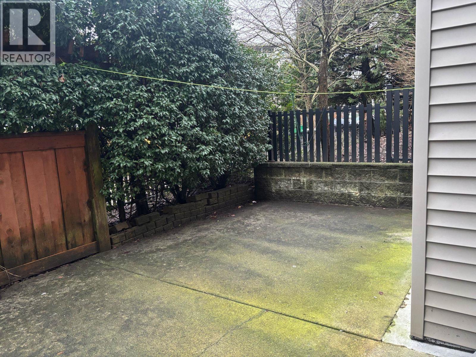 18 7128 Stride Avenue, Burnaby, British Columbia  V3N 1T5 - Photo 3 - R3086826