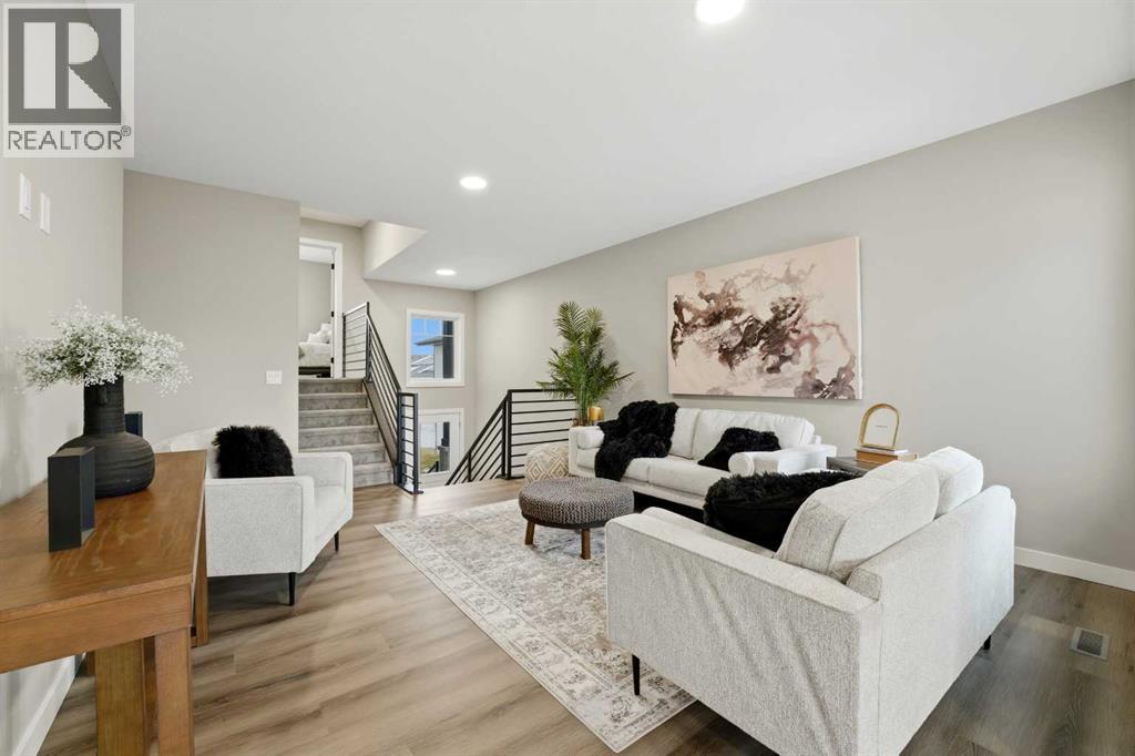 25 Murphy Close, Blackfalds, Alberta  T4M 0H5 - Photo 4 - A2282885