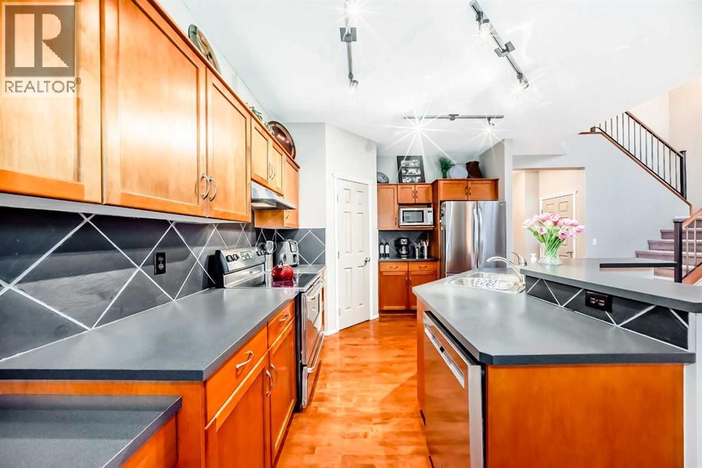 11931 Valley Ridge Drive Nw, Calgary, Alberta  T3B 5W3 - Photo 13 - A2283559