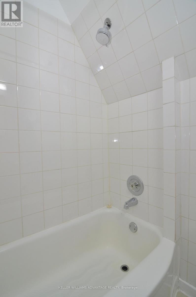 D - 6 Park Avenue, Toronto, Ontario  M4E 1B6 - Photo 14 - E12762518