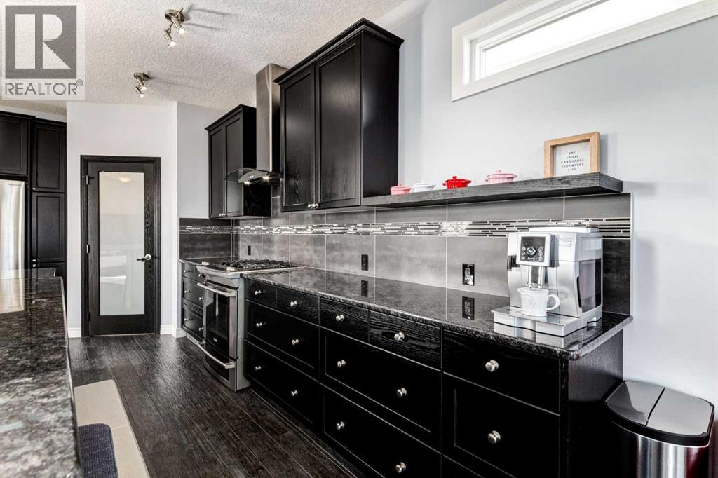 14 Marquis Heights Se, Calgary, Alberta  T3M 1X6 - Photo 4 - A2284218