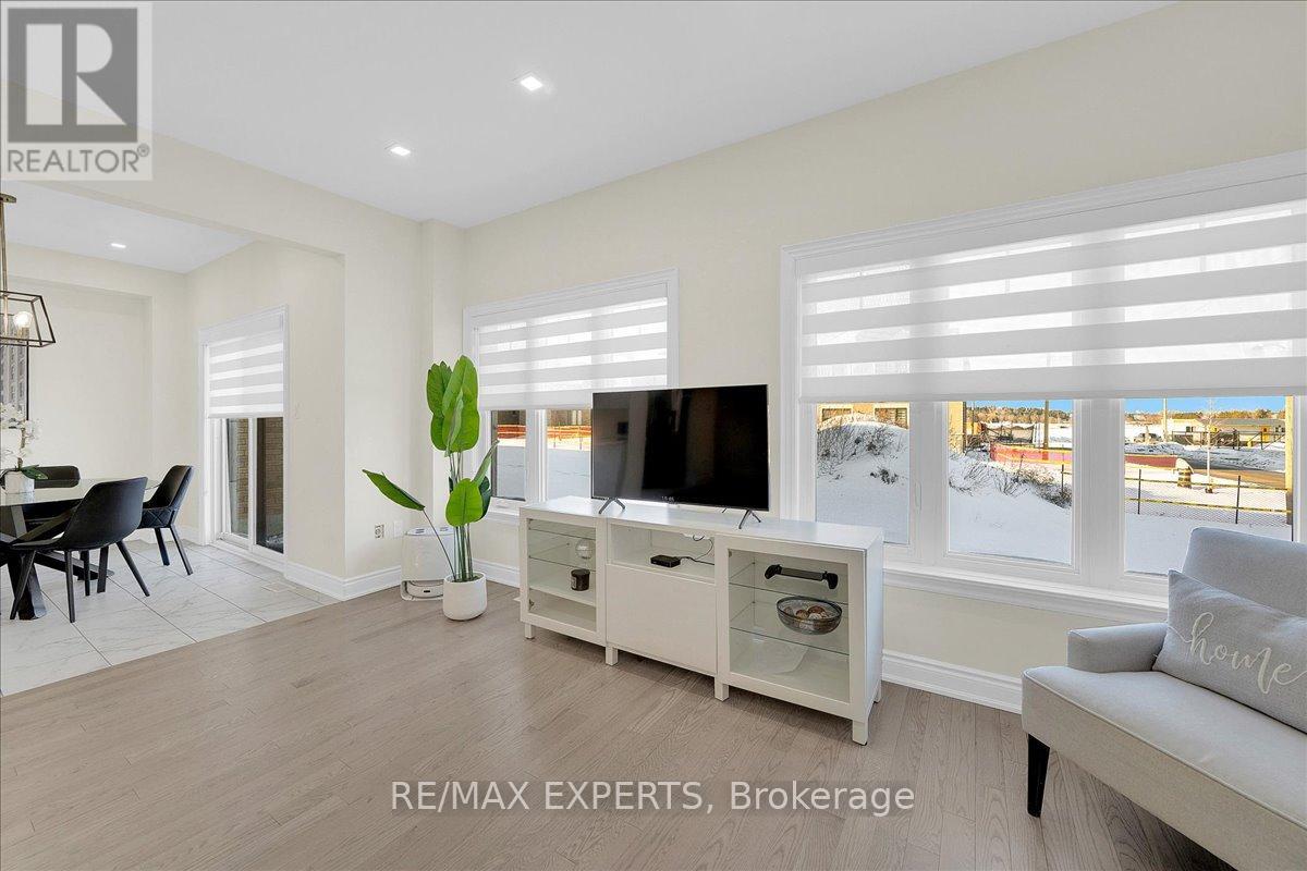 42 Lorne Thomas Place, New Tecumseth, Ontario  L9R 0T8 - Photo 24 - N12762384