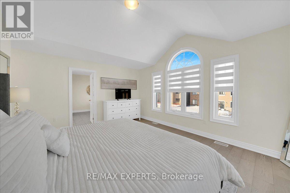 42 Lorne Thomas Place, New Tecumseth, Ontario  L9R 0T8 - Photo 31 - N12762384