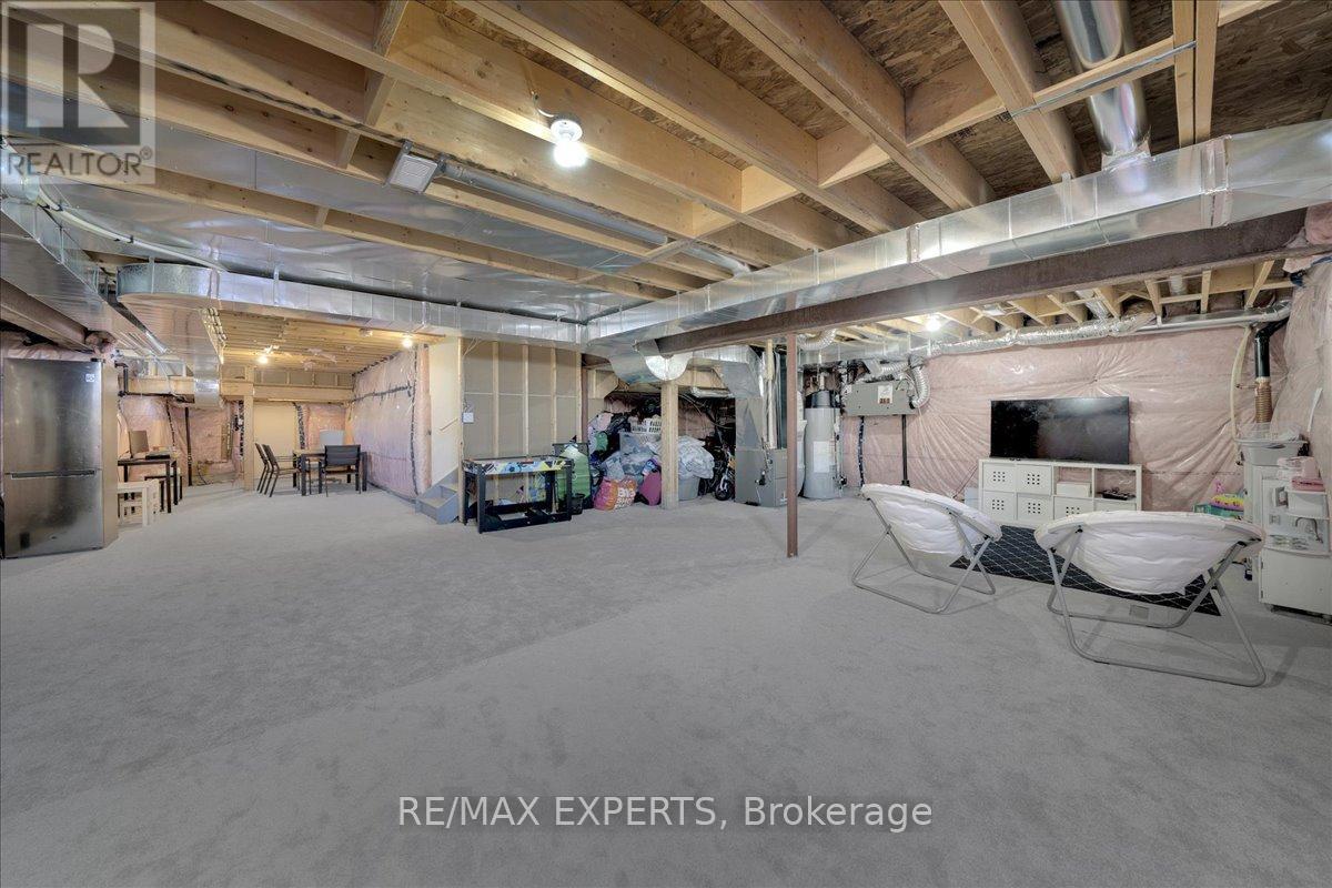 42 Lorne Thomas Place, New Tecumseth, Ontario  L9R 0T8 - Photo 47 - N12762384