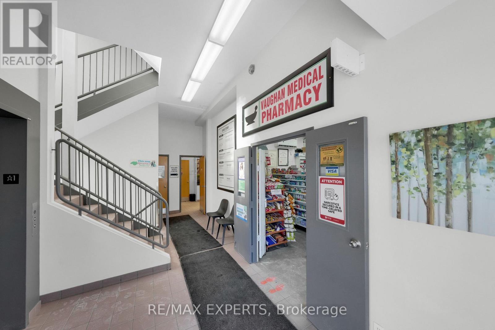 201 - 10083 Keele Street, Vaughan, Ontario  L6A 3Y8 - Photo 15 - N12762454