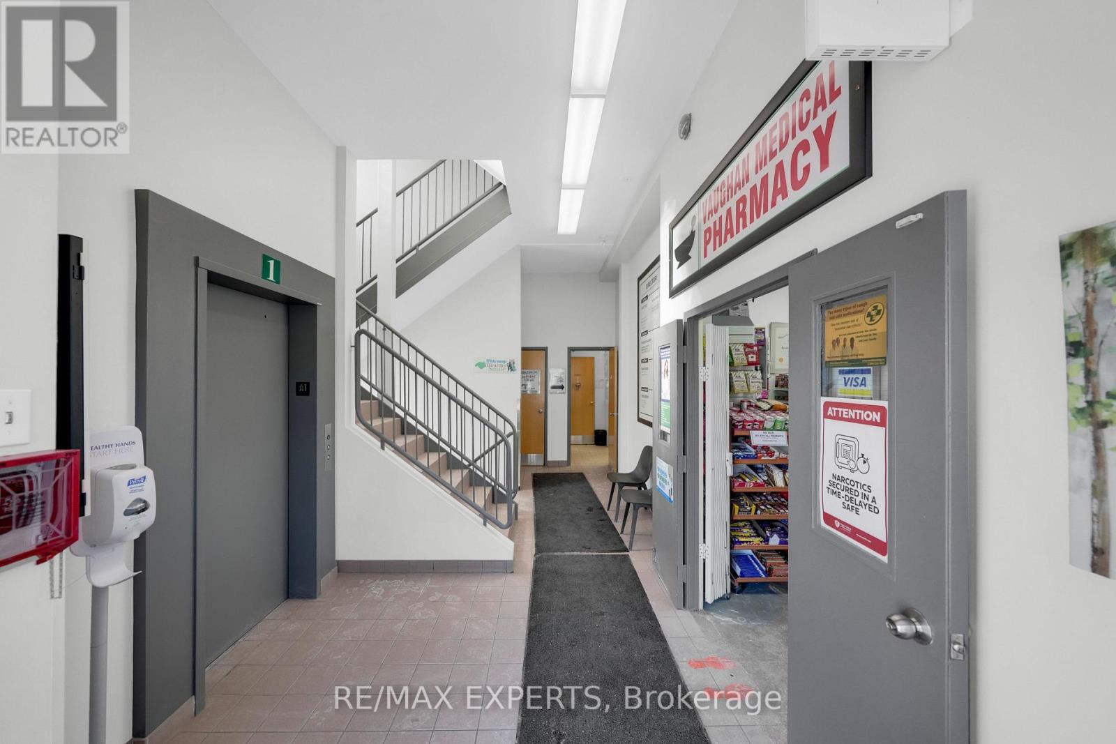 201 - 10083 Keele Street, Vaughan, Ontario  L6A 3Y8 - Photo 16 - N12762454