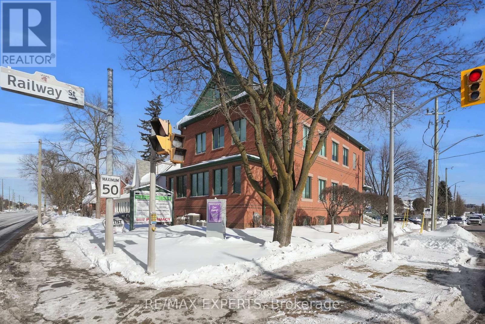 201 - 10083 Keele Street, Vaughan, Ontario  L6A 3Y8 - Photo 24 - N12762454