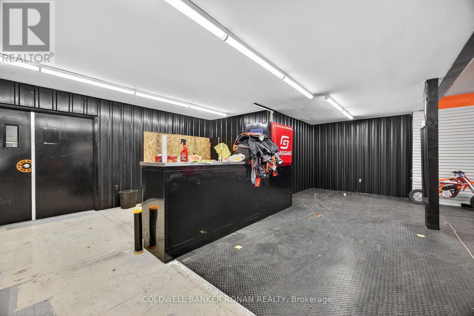 215 Mill Street, Essa, Ontario  L3W 0H1 - Photo 5 - N12762464