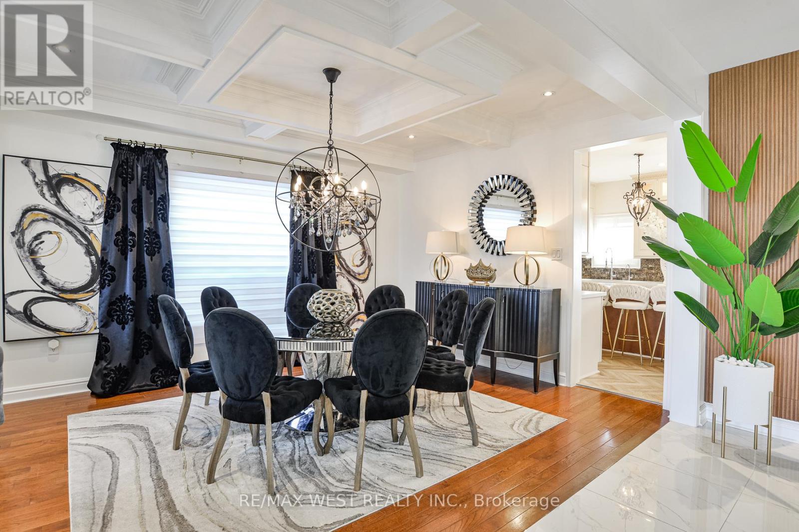 134 Sandringham Drive, Barrie (Innis-Shore), Ontario  L4M 0C9 - Photo 8 - S12762370