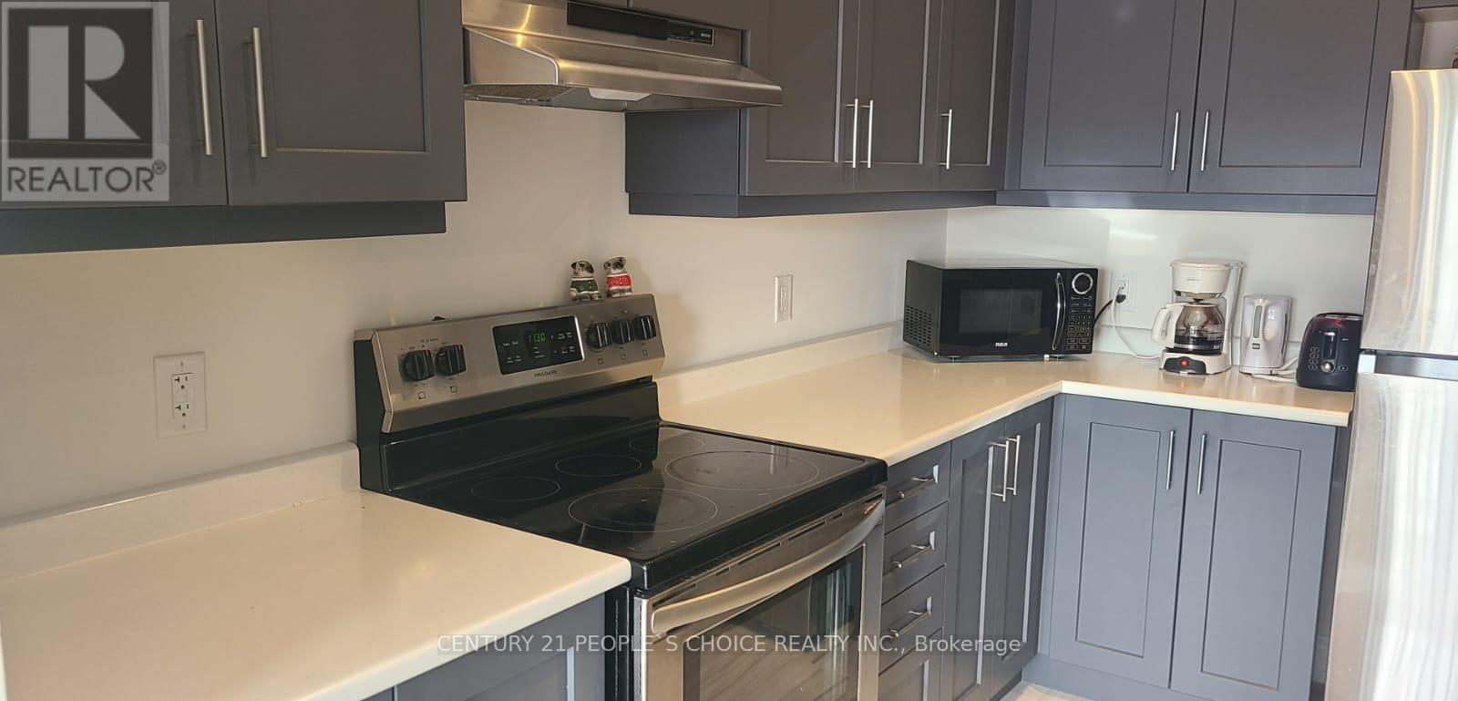 305 Atkinson Street, Clearview (Stayner), Ontario  L0M 1S0 - Photo 9 - S12762466