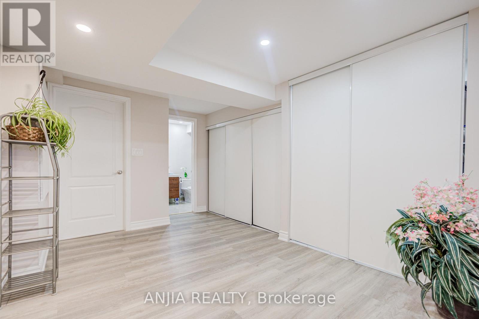 203 James Ratcliff Avenue, Whitchurch-Stouffville, Ontario  L4A 0L5 - Photo 39 - N12761584