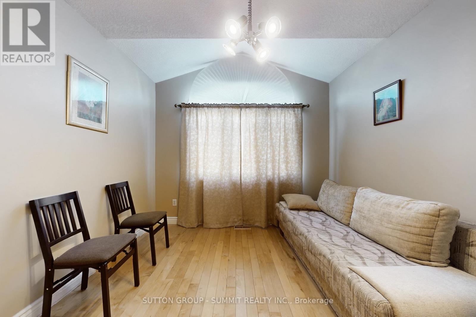 1249 Foxglove Place, Mississauga, Ontario  L5V 2N3 - Photo 27 - W12762364