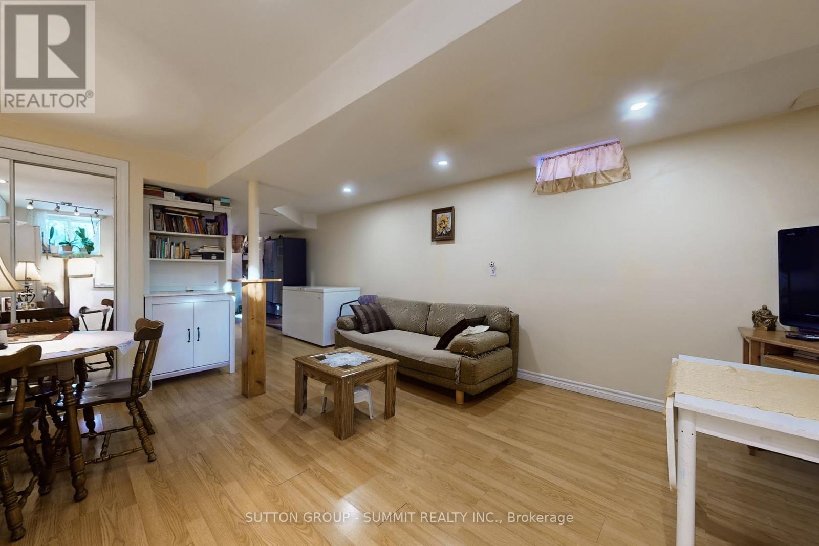 1249 Foxglove Place, Mississauga, Ontario  L5V 2N3 - Photo 40 - W12762364