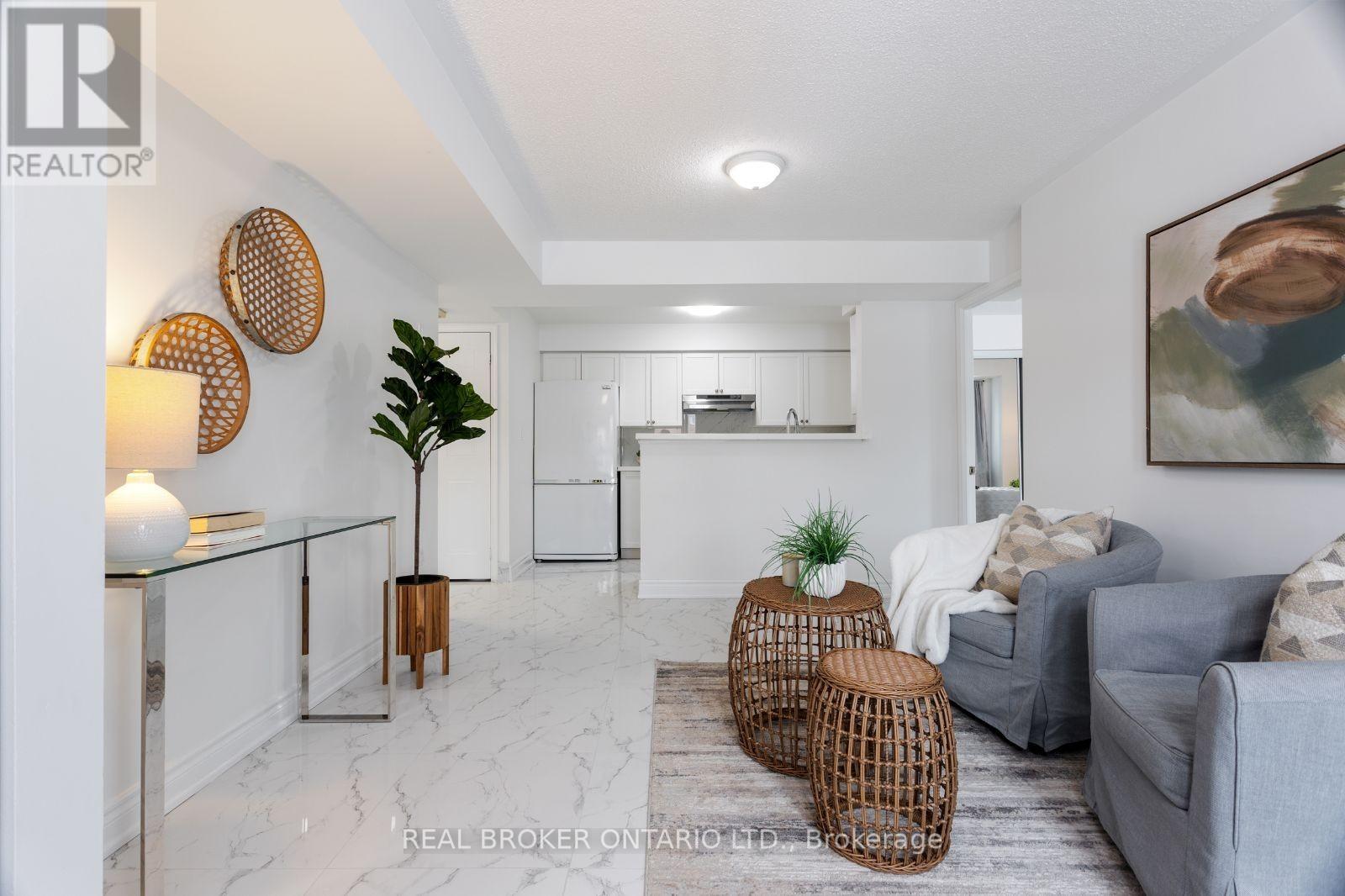 67 - 4620 Guildwood Way, Mississauga, Ontario  L5R 4H4 - Photo 5 - W12762382