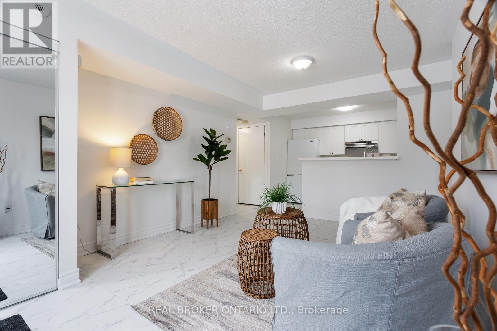 67 - 4620 Guildwood Way, Mississauga, Ontario  L5R 4H4 - Photo 7 - W12762382