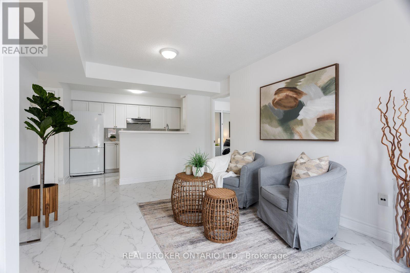 67 - 4620 Guildwood Way, Mississauga, Ontario  L5R 4H4 - Photo 8 - W12762382