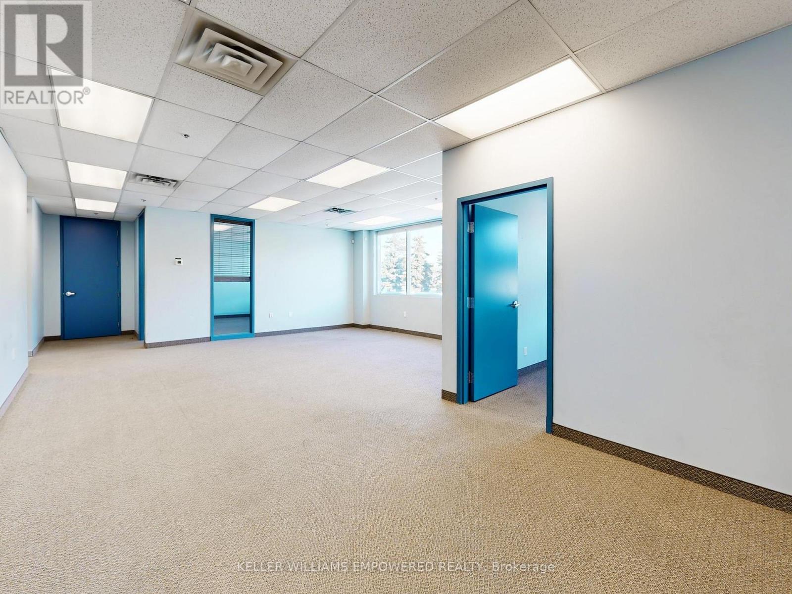 1060b Lorimar Drive, Mississauga, Ontario  L5S 1R8 - Photo 10 - W12762398