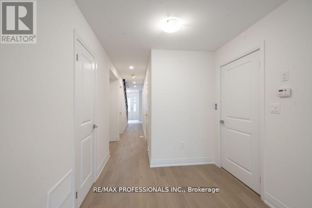 78 Salina Street, Mississauga, Ontario  L6M 2S5 - Photo 10 - W12762400