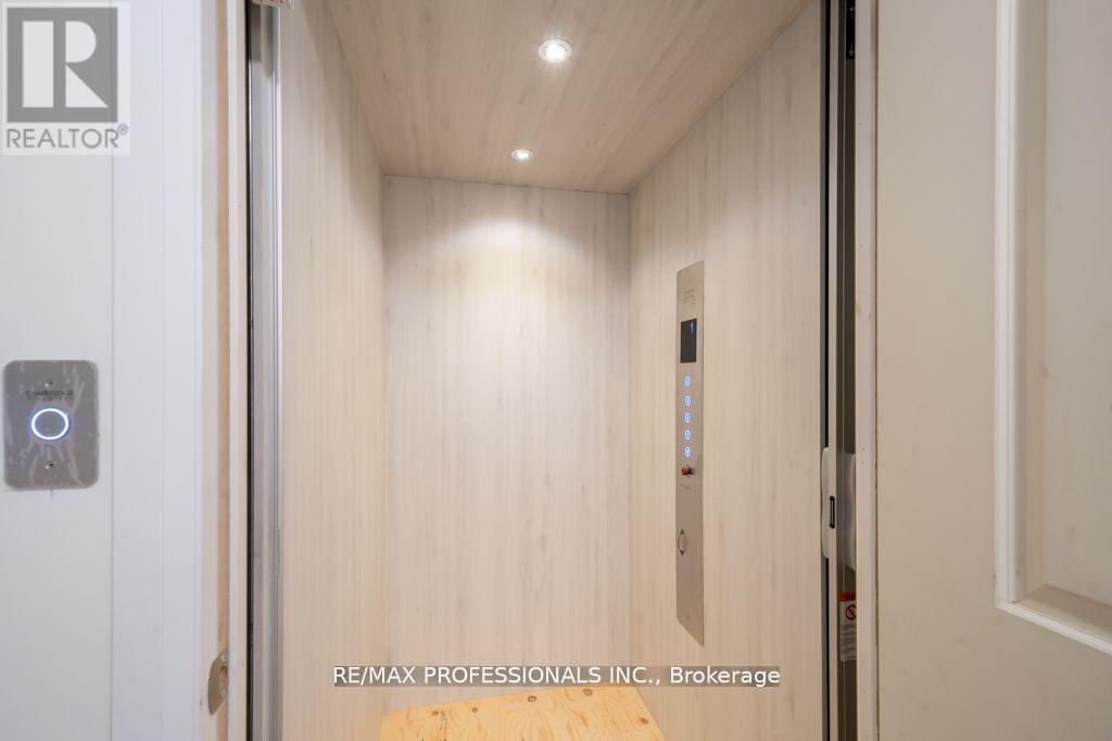 78 Salina Street, Mississauga, Ontario  L6M 2S5 - Photo 7 - W12762400