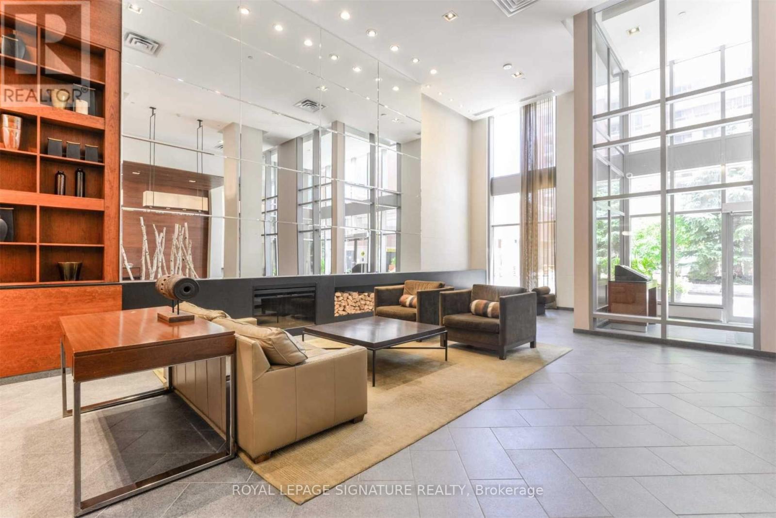 1004 - 4090 Living Arts Drive, Mississauga, Ontario  L5B 4M8 - Photo 6 - W12762406