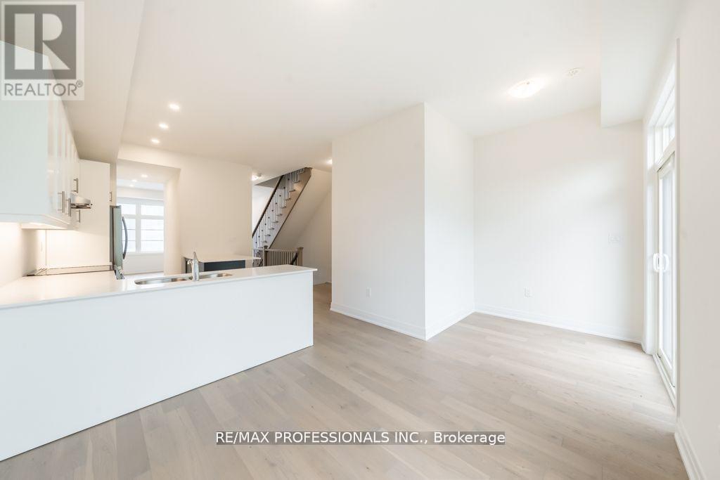 100 Salina Street, Mississauga (Streetsville), Ontario  L4M 1X8 - Photo 16 - W12762418