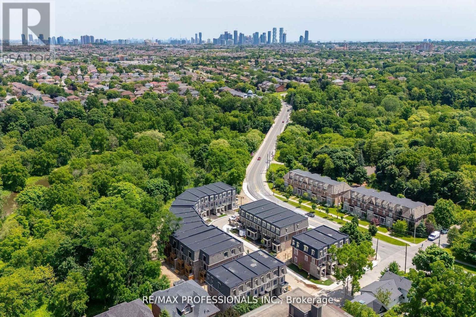 100 Salina Street, Mississauga (Streetsville), Ontario  L4M 1X8 - Photo 30 - W12762418