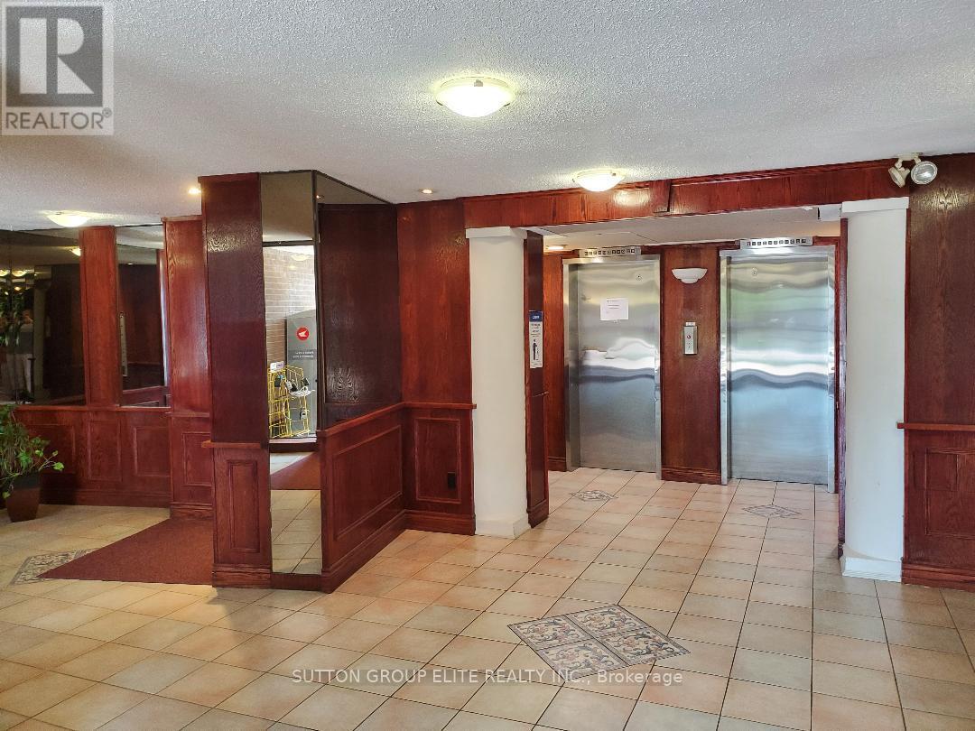 1103 - 3145 Queen Frederica Dr Drive, Mississauga, Ontario  L4Y 3A7 - Photo 2 - W12762426