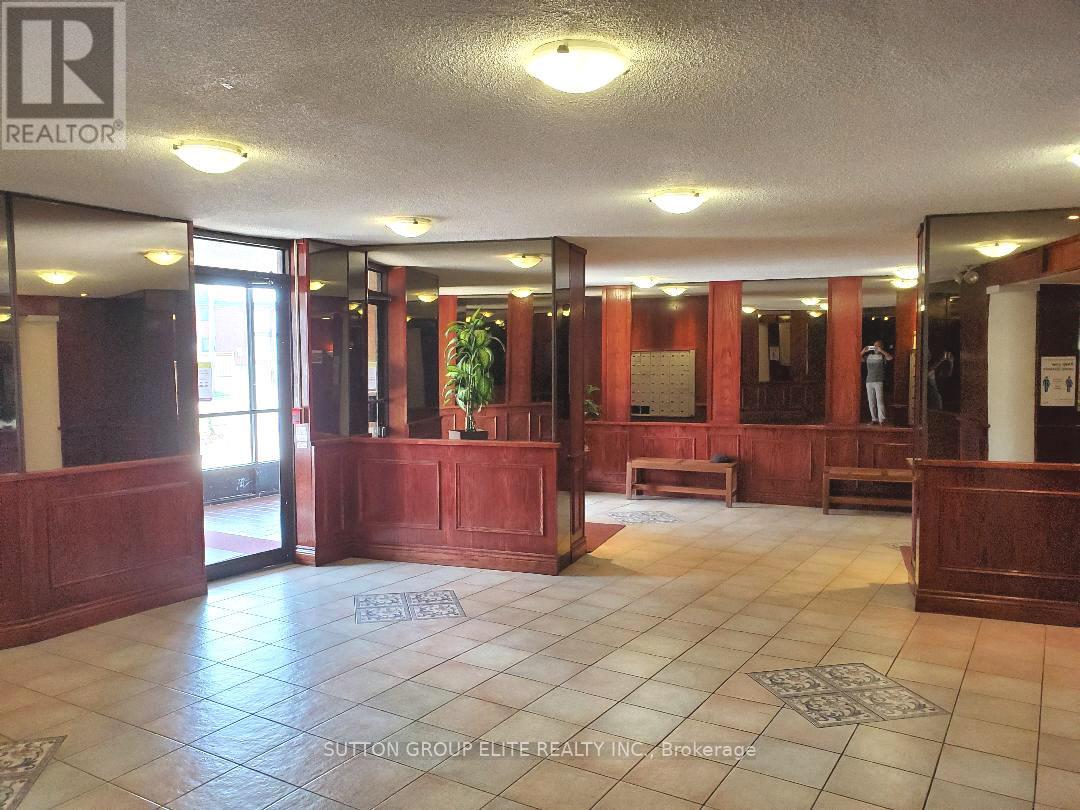 1103 - 3145 Queen Frederica Dr Drive, Mississauga, Ontario  L4Y 3A7 - Photo 3 - W12762426