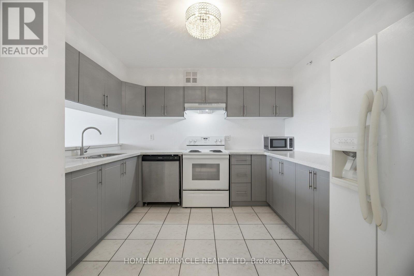 2103 - 236 Albion Road, Toronto, Ontario  M9W 6A6 - Photo 5 - W12762428