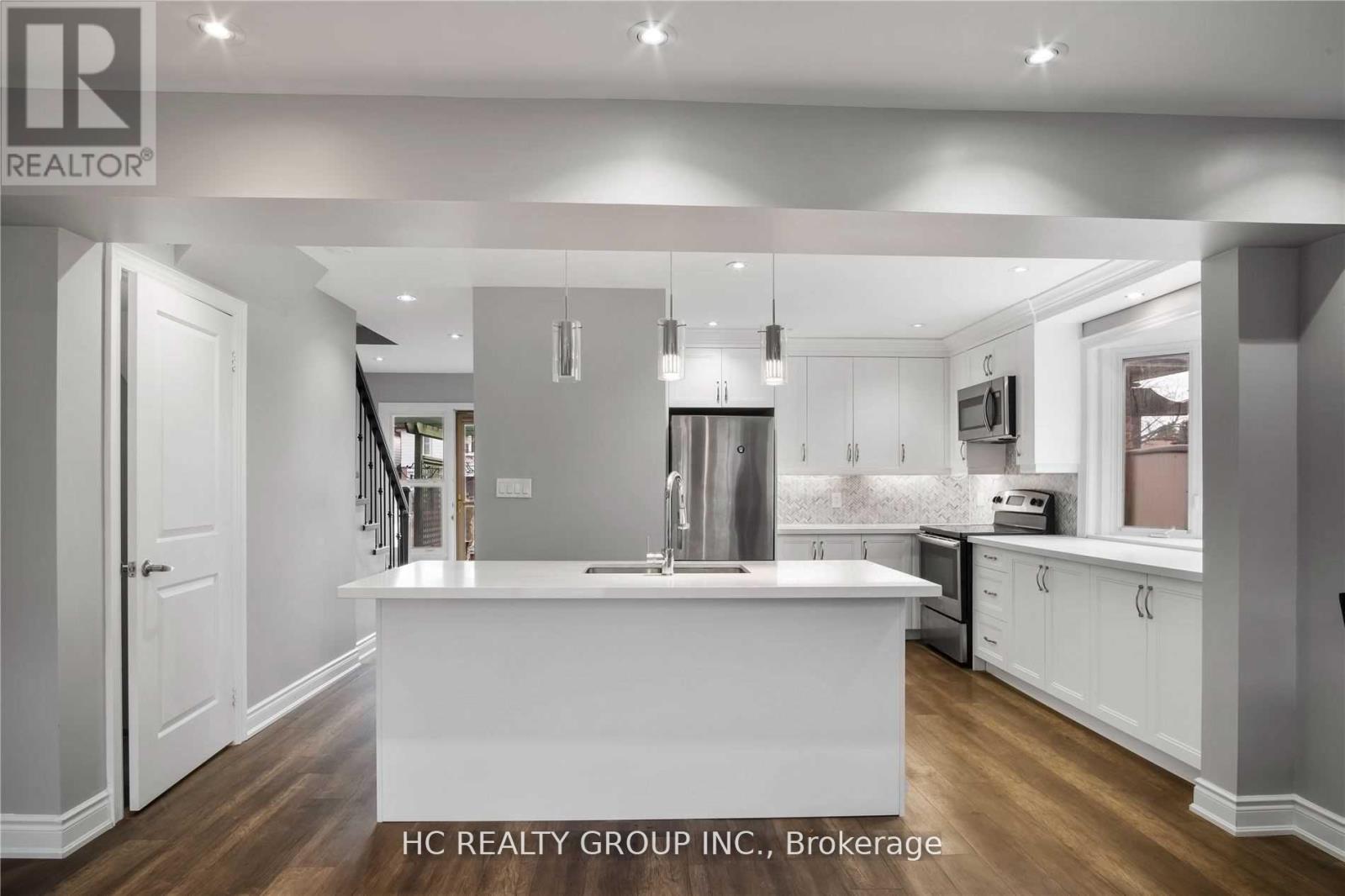 78 Orsett Street, Oakville, Ontario  L6H 2N9 - Photo 6 - W12762478