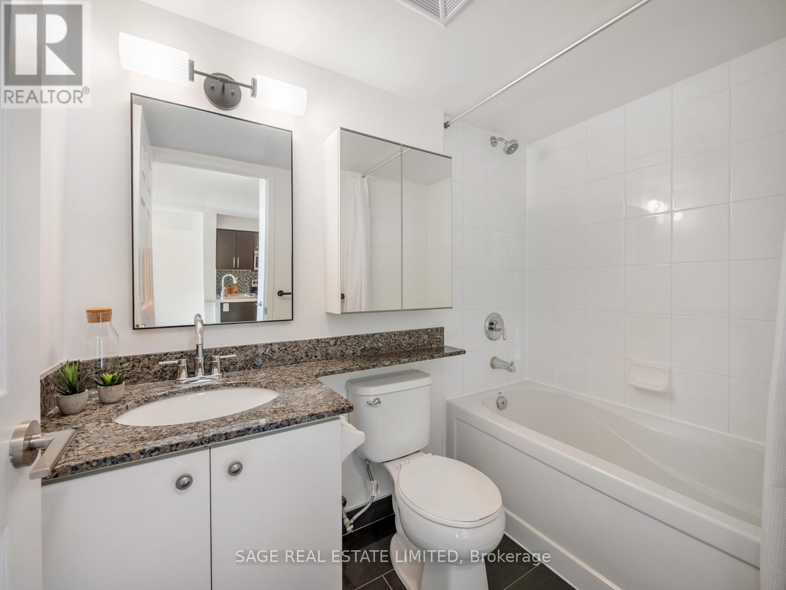 1605 - 3 Michael Power Place, Toronto, Ontario  M9A 0A2 - Photo 16 - W12762530
