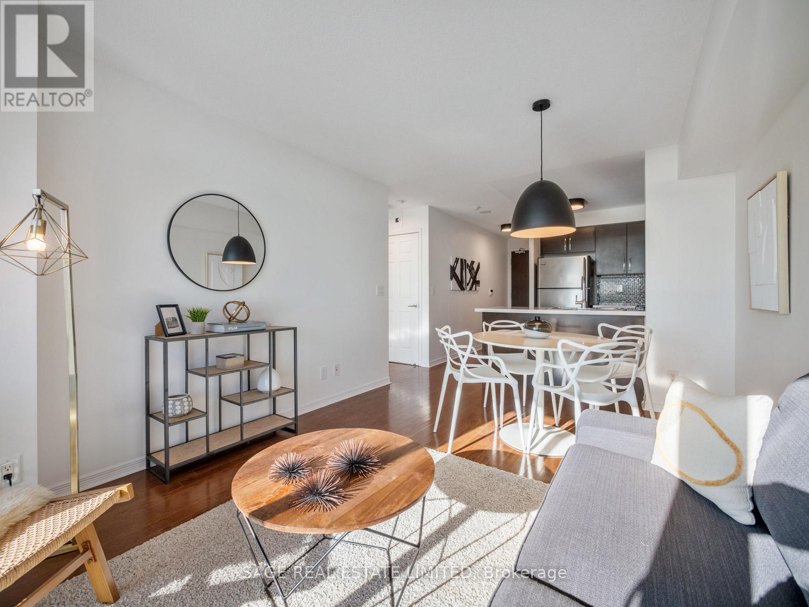 1605 - 3 Michael Power Place, Toronto, Ontario  M9A 0A2 - Photo 9 - W12762530