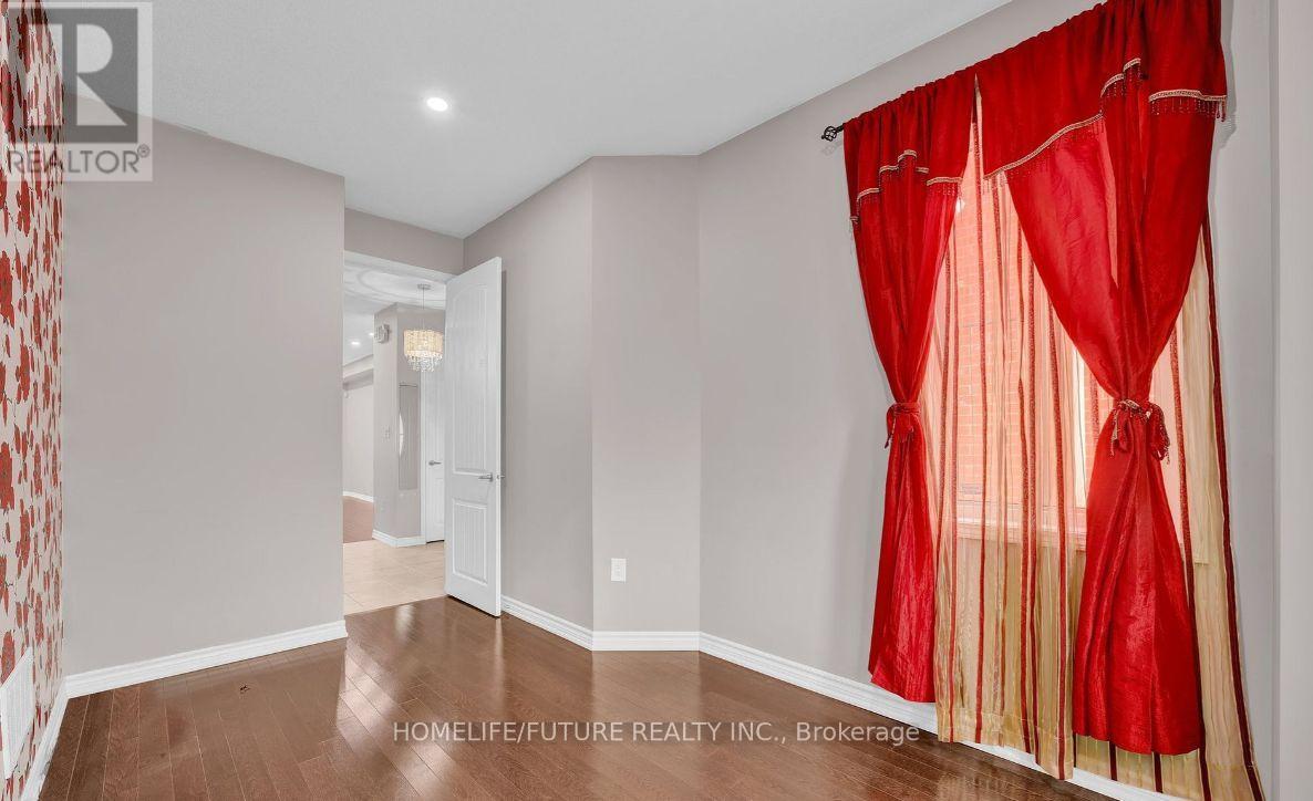 78 Enford Crescent, Brampton, Ontario  L7A 4C7 - Photo 12 - W12762532