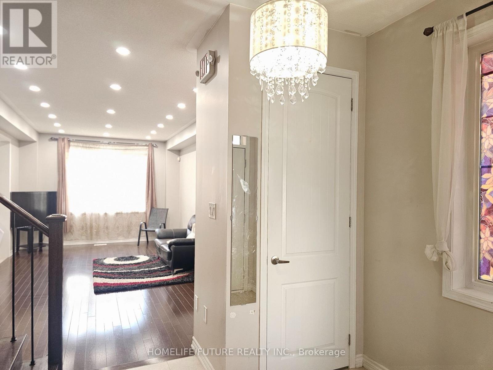 78 Enford Crescent, Brampton, Ontario  L7A 4C7 - Photo 14 - W12762532