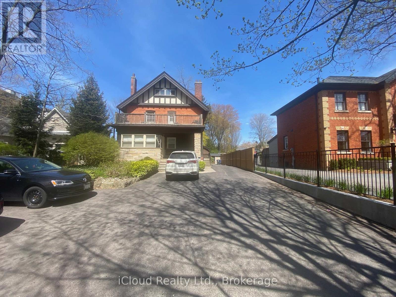 Upper - 2177 Lakeshore Road, Burlington, Ontario  L7R 1A5 - Photo 10 - W12762544