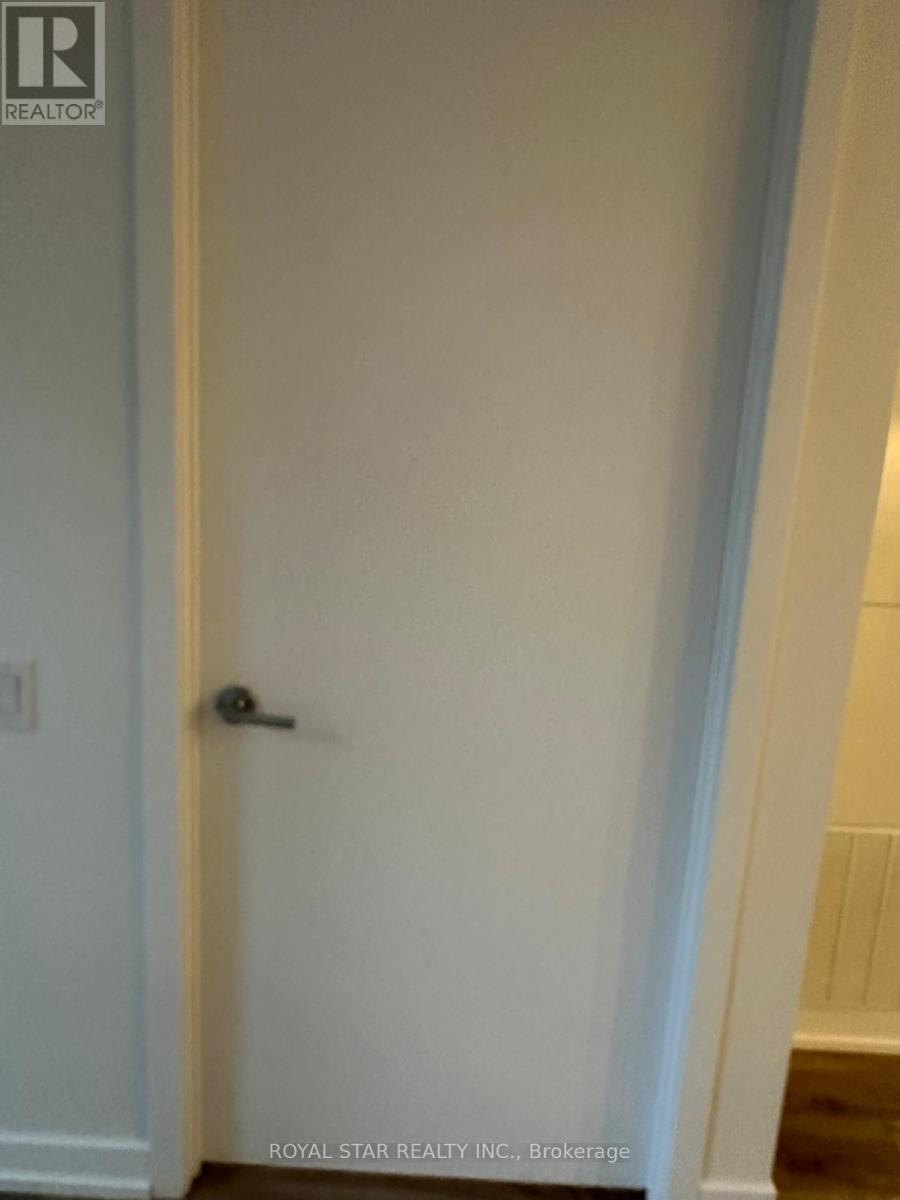 316 - 4065 Confederation Parkway, Mississauga, Ontario  L5B 0L4 - Photo 15 - W12762554