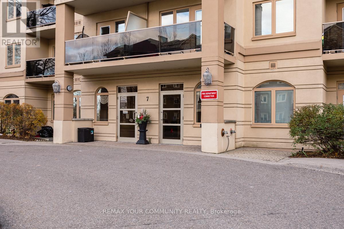 601 - 7 Dayspring Circle, Brampton, Ontario  L6B 1P8 - Photo 3 - W12762560