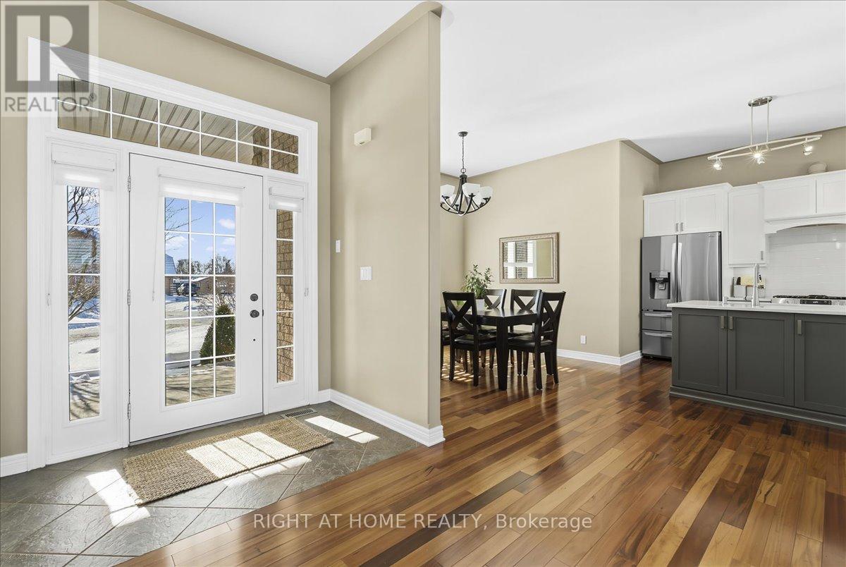 44 Melody Drive, Norfolk, Ontario  N4B 3E1 - Photo 8 - X12762366