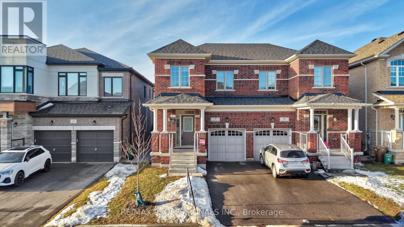 7 WESTFIELD CRESCENT, Hamilton, Ontario