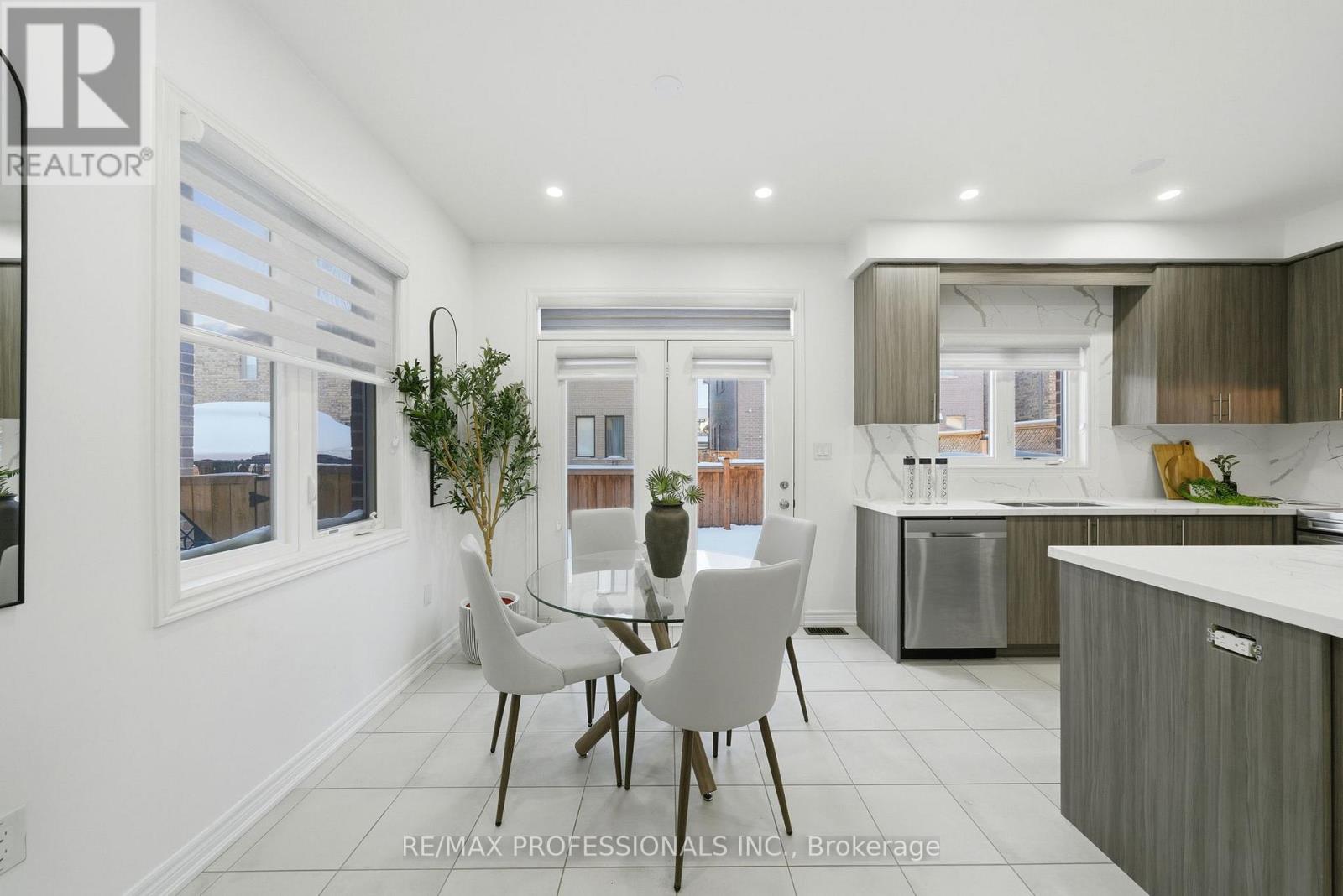 7 Westfield Crescent, Hamilton, Ontario  L8B 1Y1 - Photo 10 - X12762480