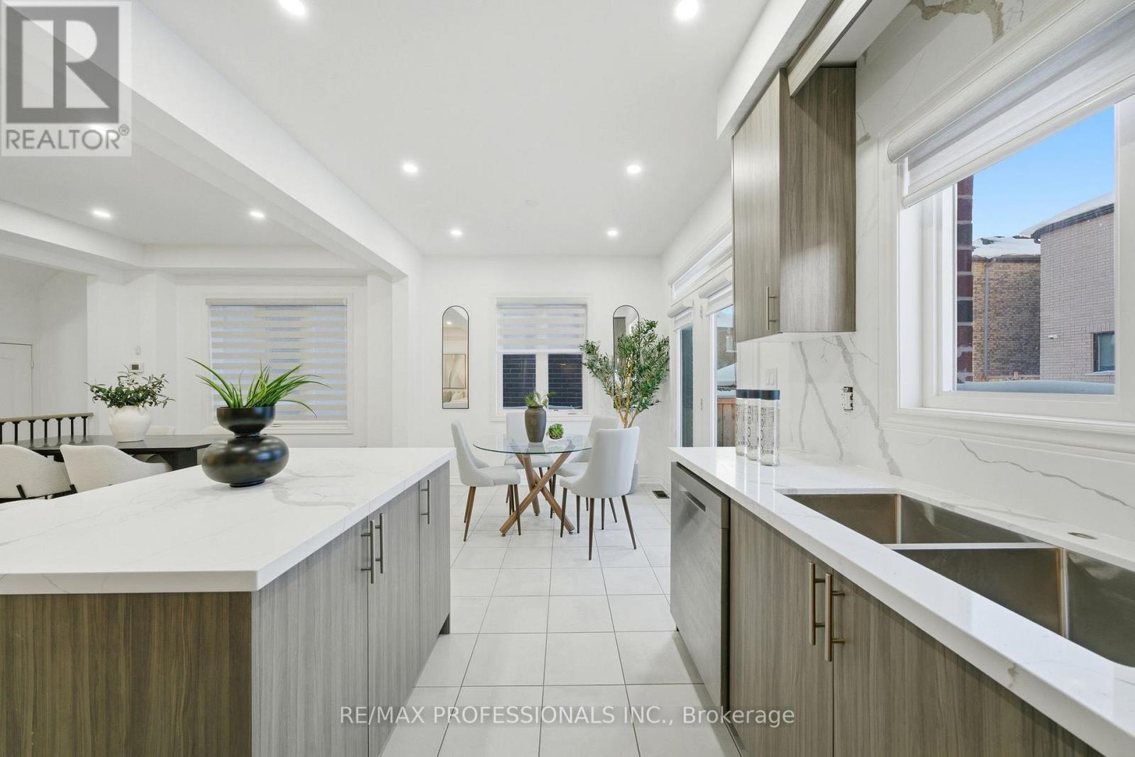 7 Westfield Crescent, Hamilton, Ontario  L8B 1Y1 - Photo 11 - X12762480