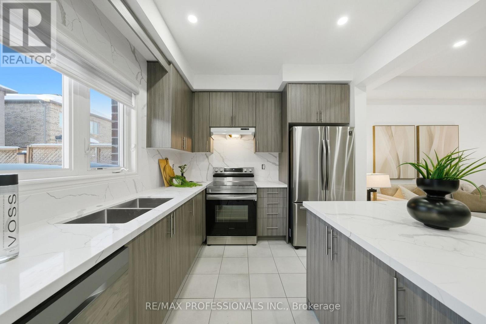 7 Westfield Crescent, Hamilton, Ontario  L8B 1Y1 - Photo 13 - X12762480