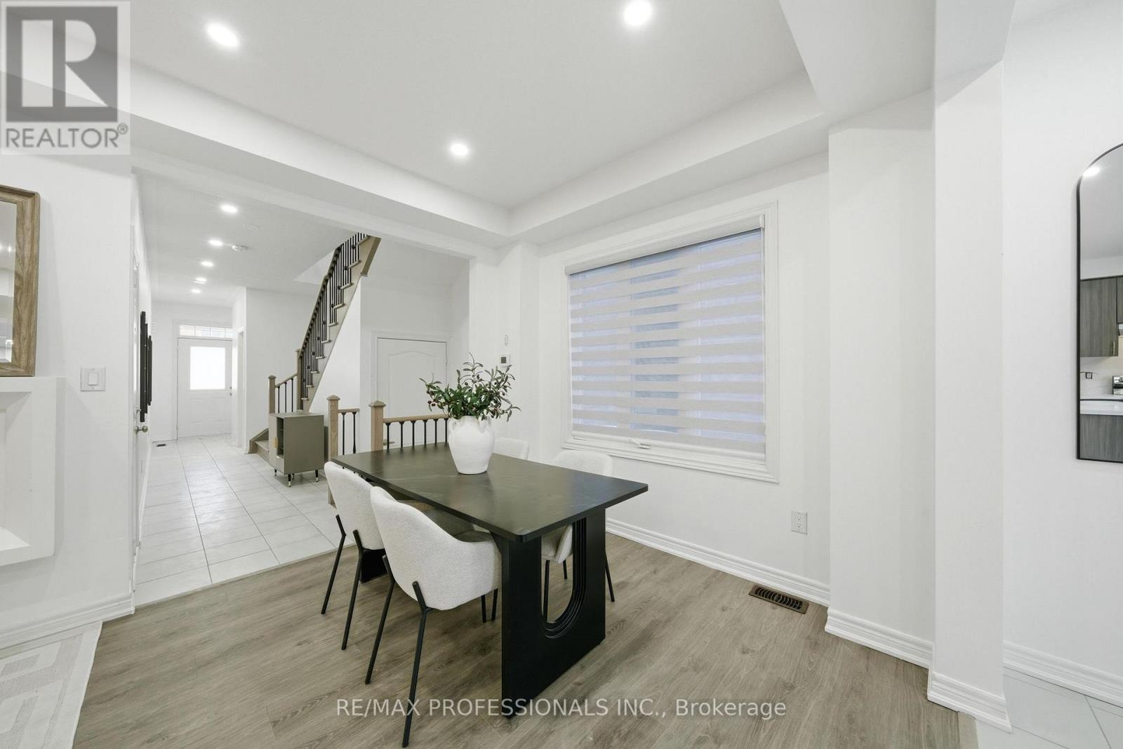 7 Westfield Crescent, Hamilton, Ontario  L8B 1Y1 - Photo 6 - X12762480