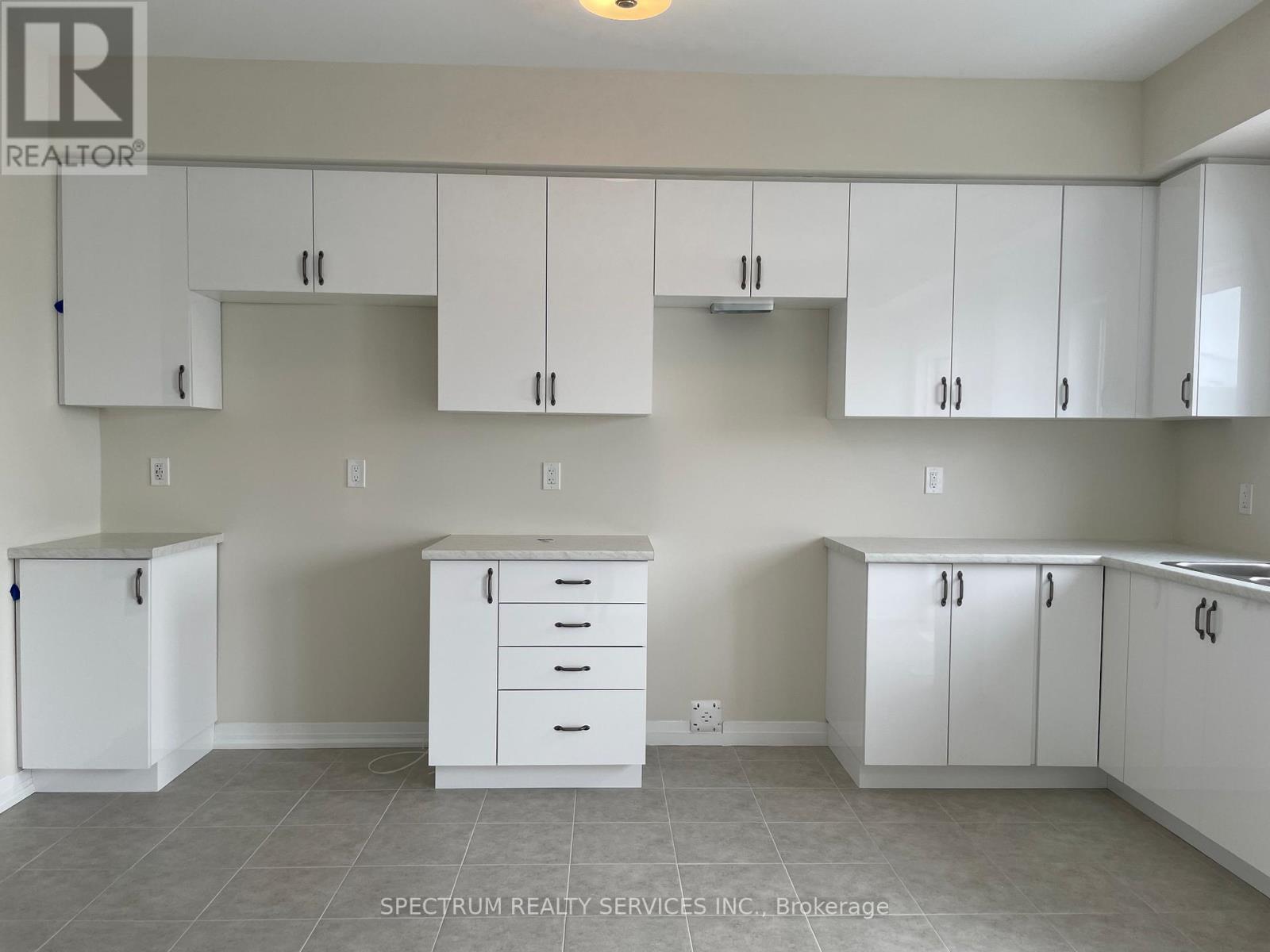 157 - 660 Colborne Street W, Brantford, Ontario  N3T 0Y7 - Photo 4 - X12762522