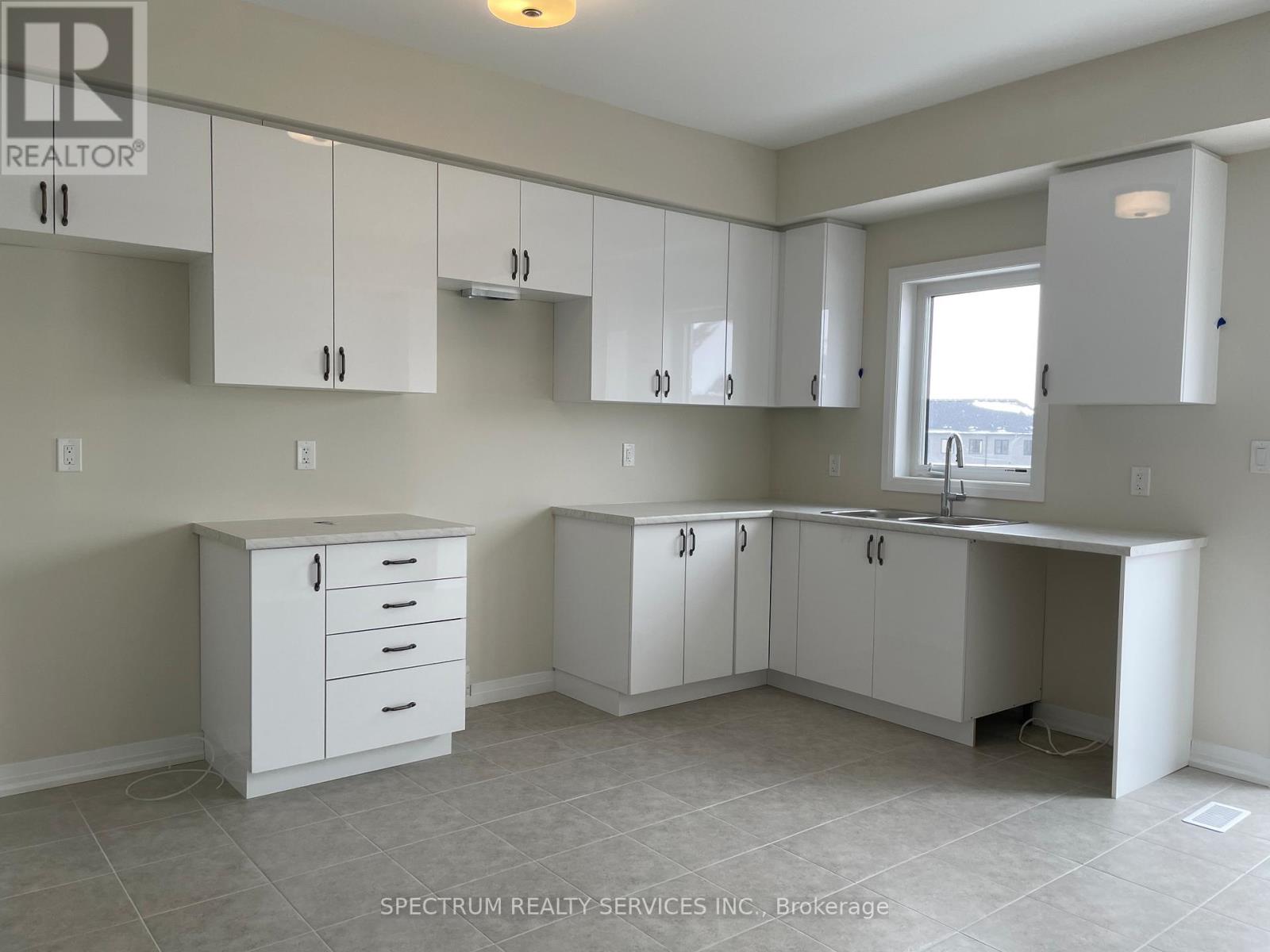 157 - 660 Colborne Street W, Brantford, Ontario  N3T 0Y7 - Photo 5 - X12762522