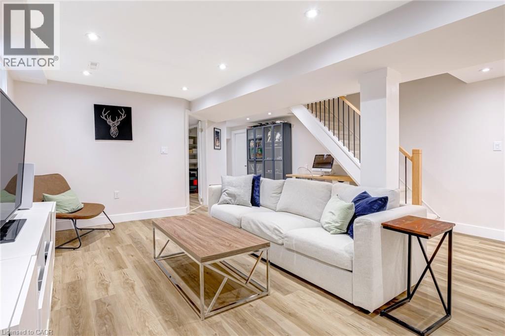 1807 Heather Hills Drive, Burlington, Ontario  L7P 2Z1 - Photo 31 - 40795896